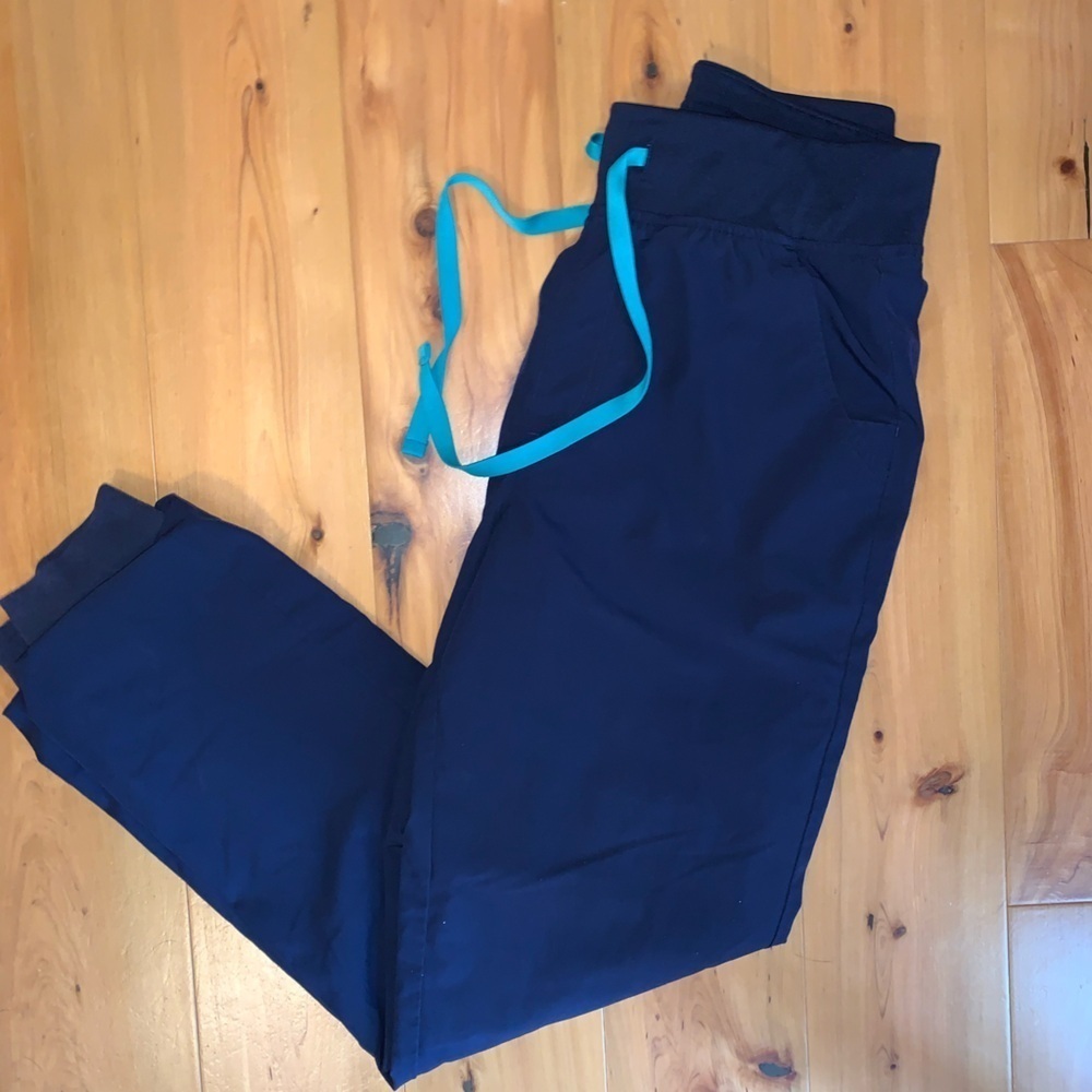 Women’s free ex lined high waisted  FIGS joggers